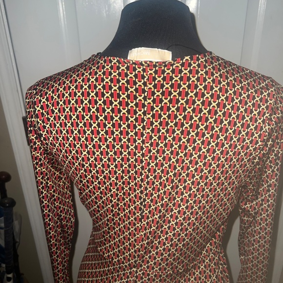 Michael Kors Red Gold Black Chain Print Long Sleeve Dress - Picture 11 of 15